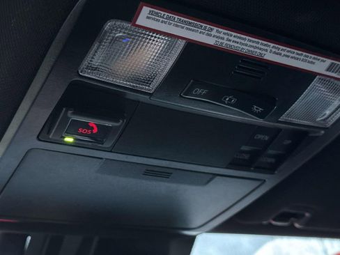 Used 2020 Toyota Tacoma TRD Sport w/ TRD Premium Sport Package AWD/4WD image 30