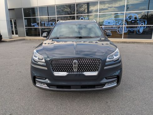 Used 2022 Lincoln Aviator Reserve w/ Equipment Group 201A image 9