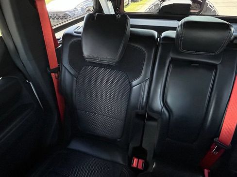 Used 2023 Ford Bronco Raptor AWD/4WD image 12