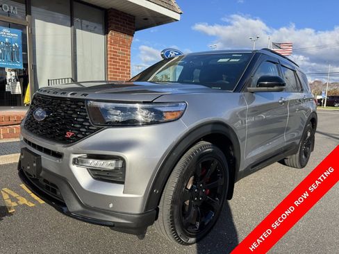 Certified 2023 Ford Explorer ST w/ Equipment Group 401A image 3