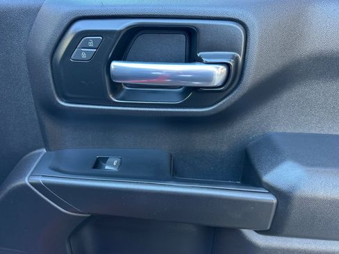 Used 2022 Chevrolet Silverado 1500 Custom image 21