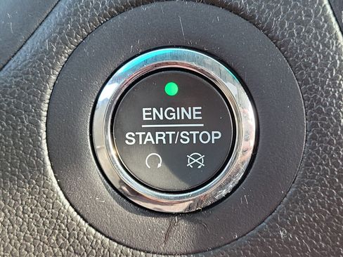 Used 2016 Ford Explorer Sport image 30