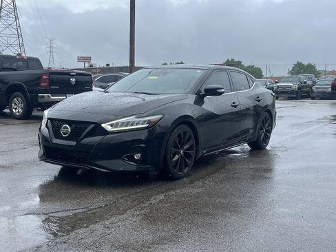 Used 2021 Nissan Maxima SR w/ Sport Mat Group FWD image 3