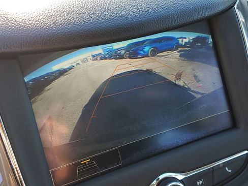 Used 2019 Chevrolet Cruze LT image 15