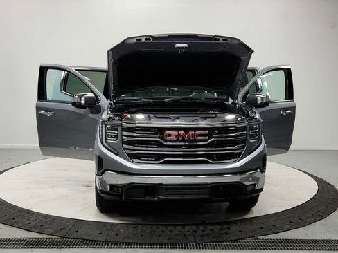 New 2026 GMC Sierra 1500 SLT w/ SLT Premium Plus Package image 10