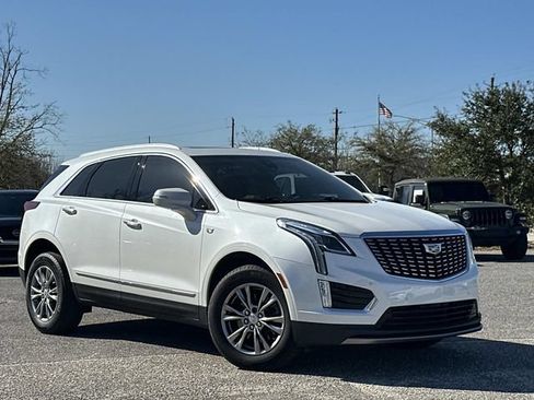 Used 2021 Cadillac XT5 Premium Luxury FWD image 9