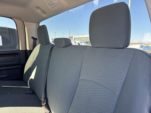 Used 2017 RAM 1500 Express image 18