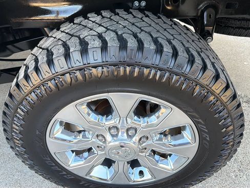 Used 2022 RAM 2500 Limited AWD/4WD image 8