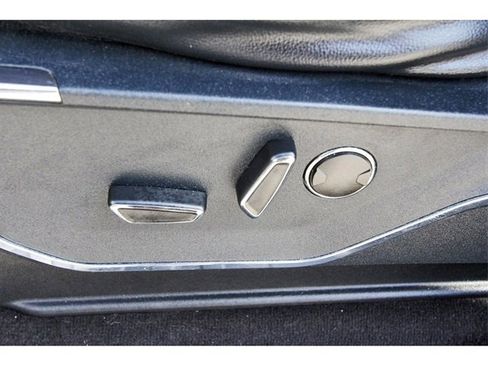 Used 2021 Ford F150 Lariat image 29