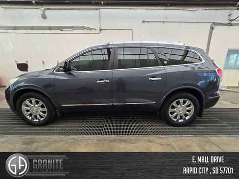Used 2014 Buick Enclave Leather image 2