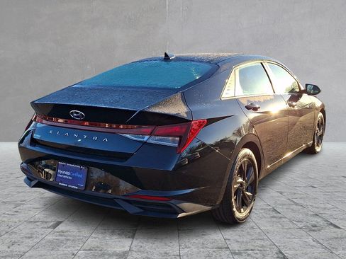 Certified 2023 Hyundai Elantra SEL w/ Cargo Package FWD image 7