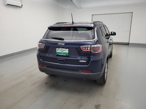 Used 2018 Jeep Compass Latitude w/ Popular Equipment Group FWD image 7