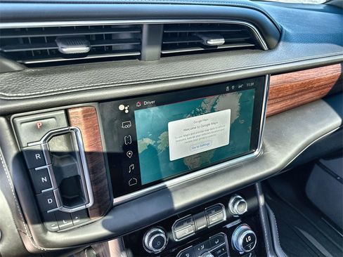 Used 2023 GMC Yukon Denali Ultimate image 28