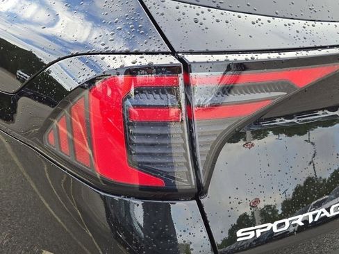 New 2026 Kia Sportage LX image 11