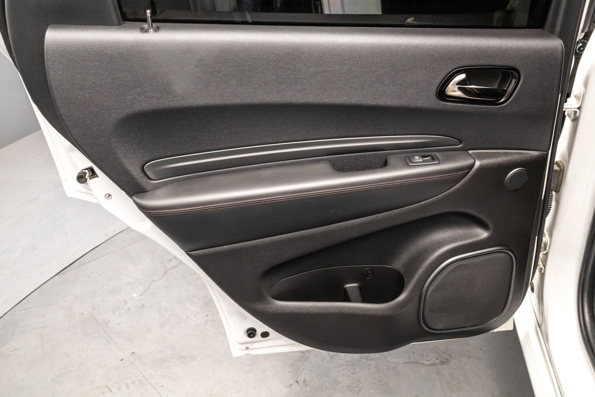 Used 2021 Dodge Durango R/T w/ Blacktop Package AWD/4WD image 33