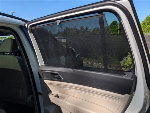 Used 2023 Volkswagen Atlas SE w/ Panoramic Sunroof Package FWD image 16