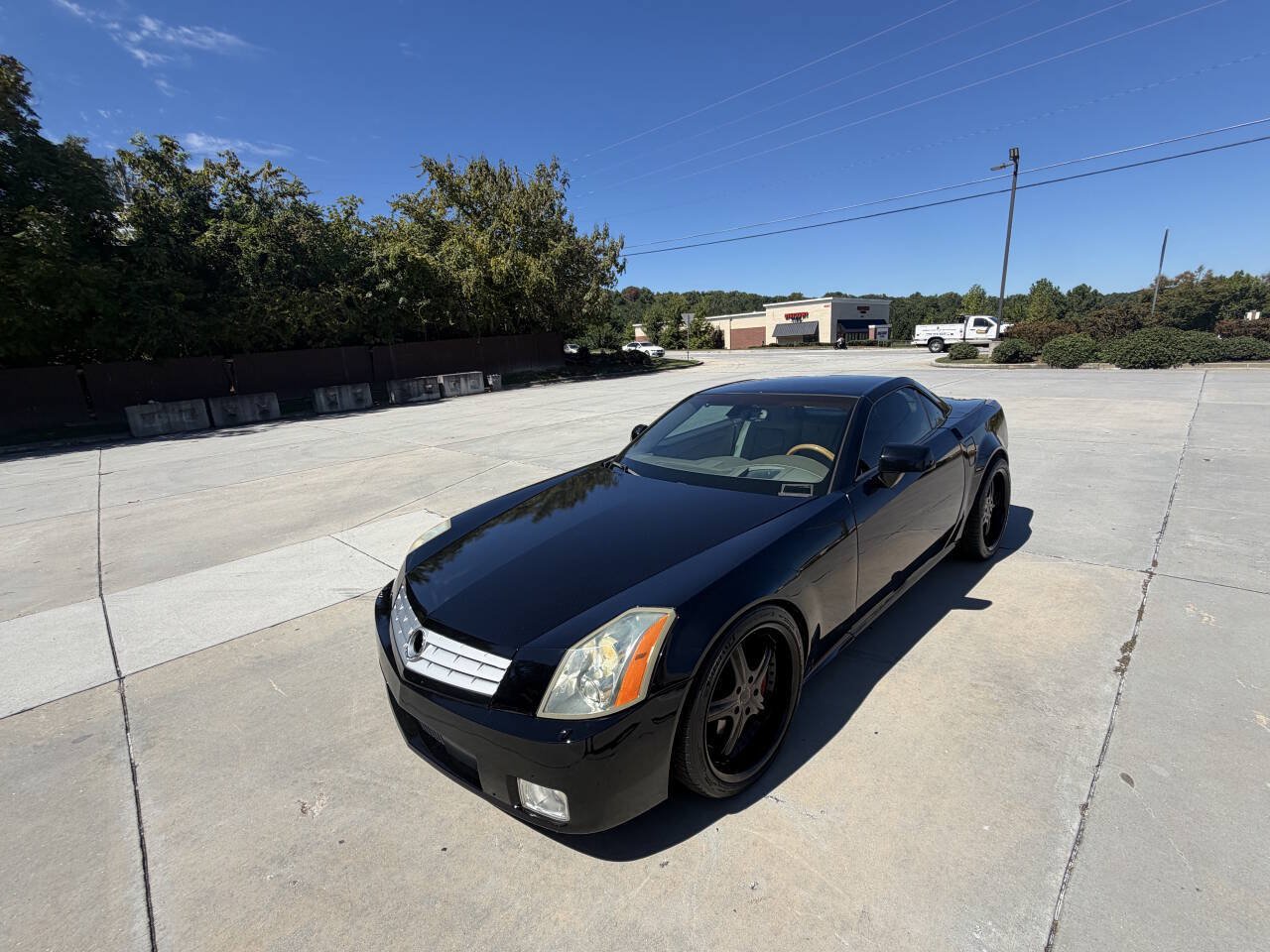 Used 2004 Cadillac XLR RWD image 32