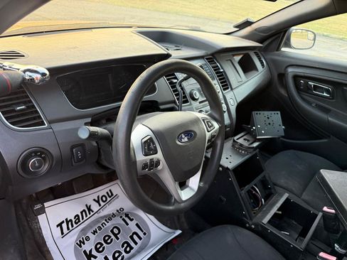 Used 2015 Ford Taurus Police Interceptor FWD image 9