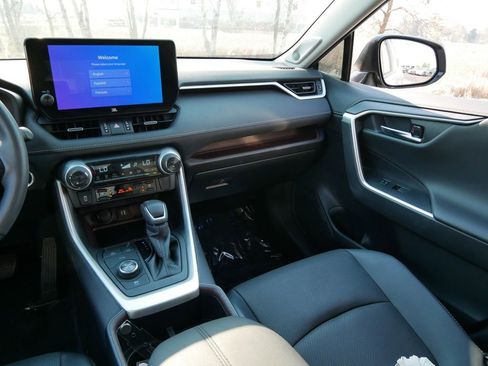 Used 2023 Toyota RAV4 Limited AWD/4WD image 15