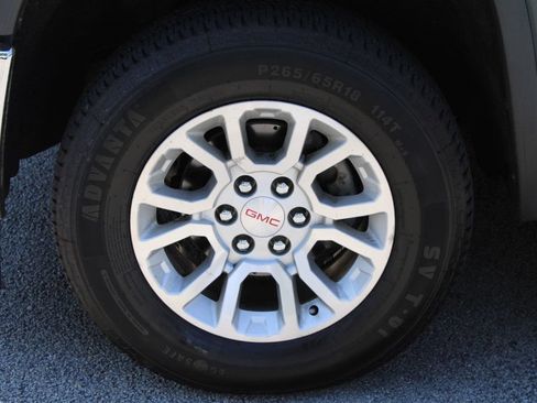 Used 2018 GMC Sierra 1500 SLE w/ SLE Value Package AWD/4WD image 30