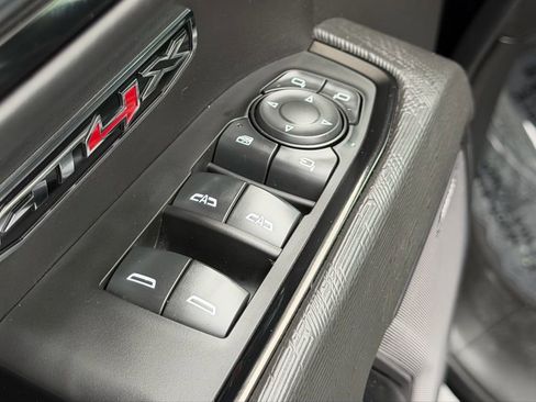 Used 2024 GMC Sierra 1500 AT4X image 14