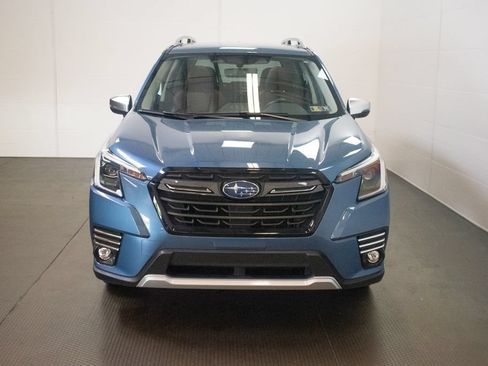 Used 2023 Subaru Forester Touring w/ Popular Package #2 AWD/4WD image 2