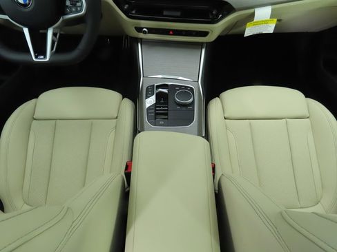New 2026 BMW 330i Sedan w/ M Sport Package image 17