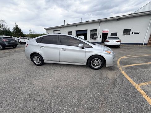 Used 2011 Toyota Prius Three FWD image 8