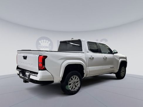 New 2025 Toyota Tacoma SR5 AWD/4WD image 7