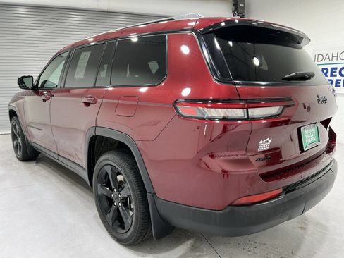 Used 2024 Jeep Grand Cherokee L Altitude AWD/4WD image 6