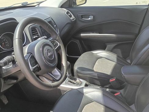 Used 2021 Jeep Compass Latitude AWD/4WD image 18