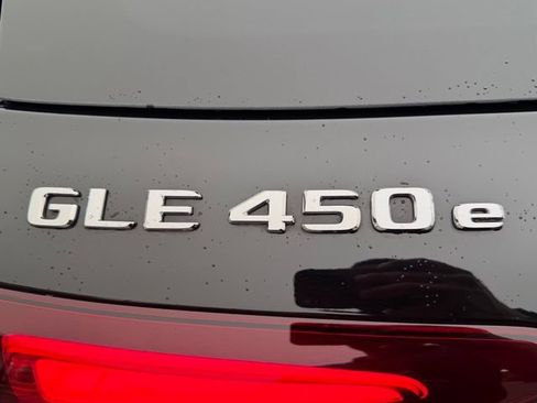Used 2024 Mercedes-Benz GLE 450e 4MATIC image 9