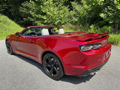Used 2023 Chevrolet Camaro SS RWD image 8