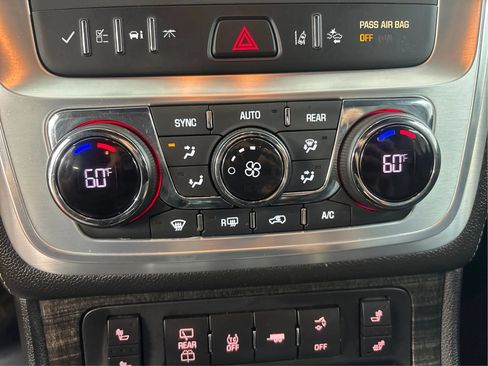 Used 2017 GMC Acadia Limited SLT AWD/4WD image 37