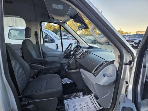 Used 2017 Ford Transit 150 XLT image 17