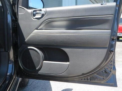 Used 2014 Jeep Compass Latitude w/ All Weather Capability Group image 44