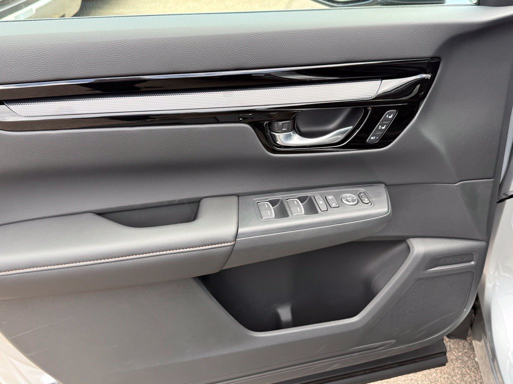 Certified 2026 Honda CR-V Sport Touring image 29