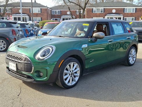 Certified 2023 MINI Cooper Clubman S w/ Signature Upholstery Package image 3
