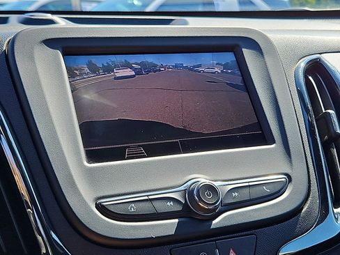 Certified 2024 Chevrolet Equinox RS image 17