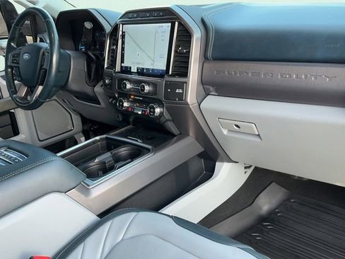 Used 2022 Ford F450 Limited w/ FX4 Off-Road Package AWD/4WD image 31