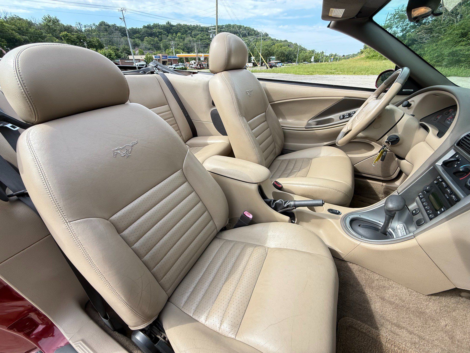 Used 2004 Ford Mustang GT RWD image 30