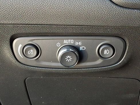 Used 2023 Buick Encore GX Select w/ Safety Package II image 27