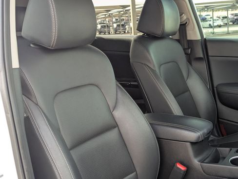 Used 2020 Kia Sportage EX FWD image 31