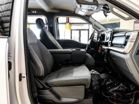 Used 2024 Ford F250 XLT w/ FX4 Off-Road Package AWD/4WD image 34