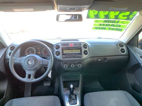Used 2011 Volkswagen Tiguan SEL image 12