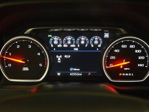 Used 2022 Chevrolet Silverado 3500 High Country image 54