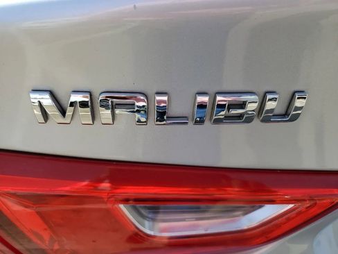 Used 2019 Chevrolet Malibu LS image 8