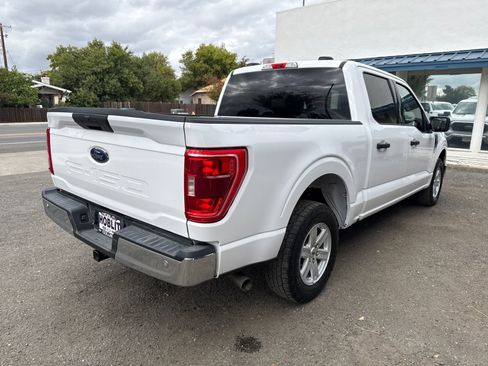 Used 2022 Ford F150 XLT w/ Equipment Group 301A Mid image 5
