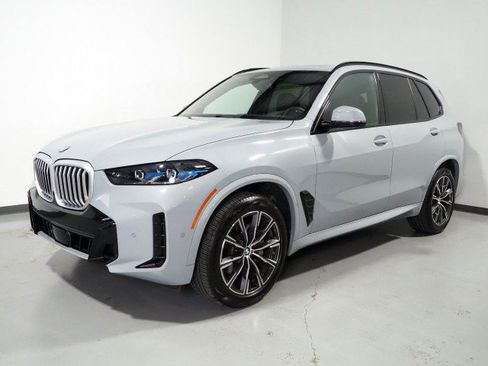 Used 2026 BMW X5 sDrive40i w/ M Sport Package RWD image 10