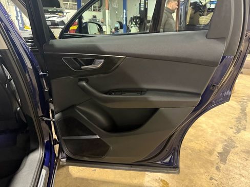 Used 2021 Audi Q7 3.0T Premium Plus image 25